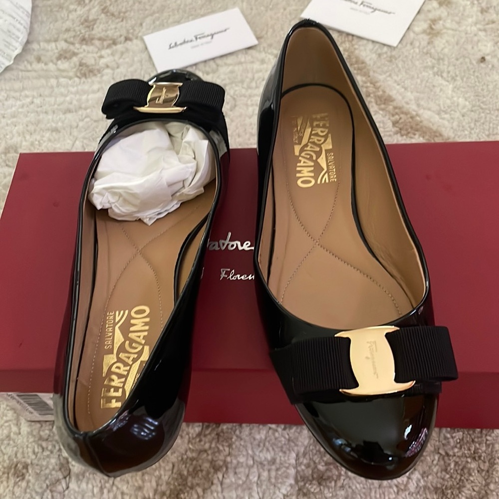 Salvatore Ferragamo varina size 6.5 B